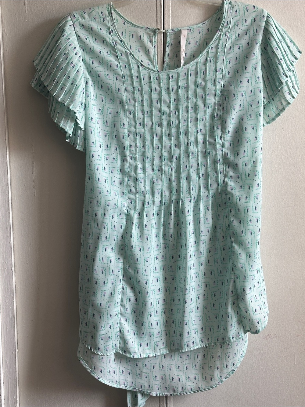 Melissa McCarthy for Seven Mint Green Pintuck Flutter Sleeve Top